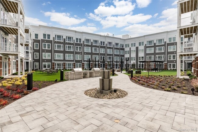 Photo - 75 E Hoffman Ave Unit 3012