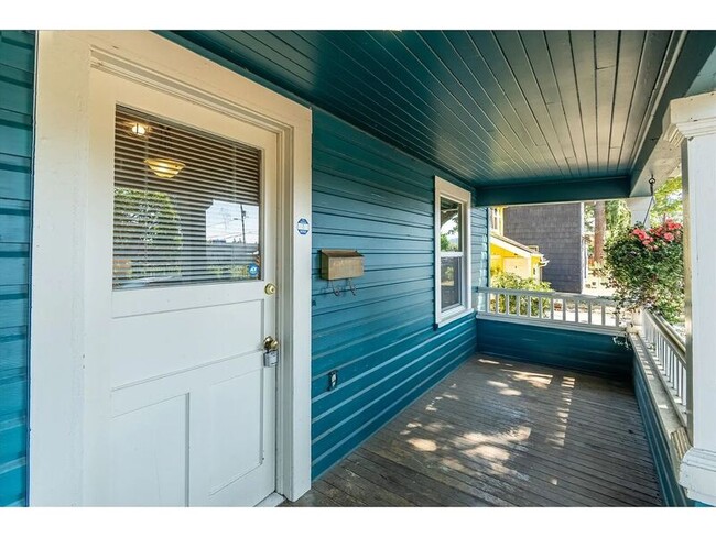 Photo - 511 Madison St