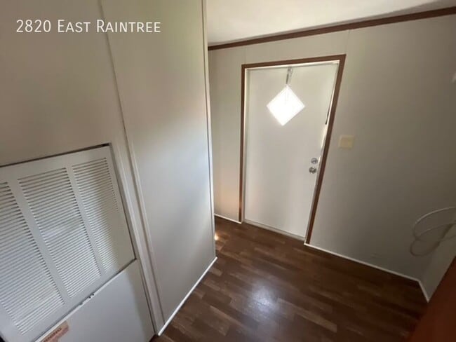 Photo - 2820 East Raintree-