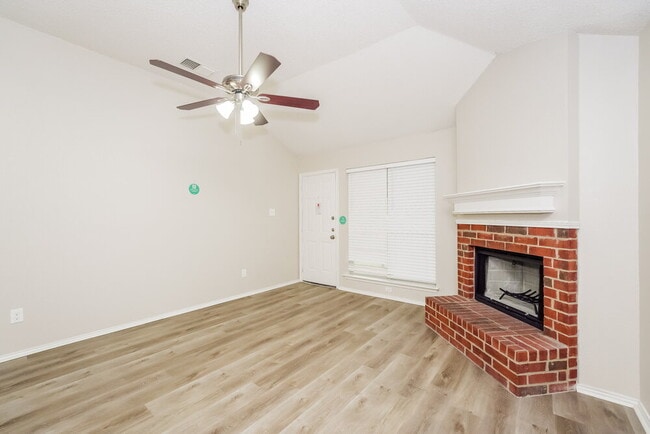 Photo - 5905 Aloe Ct