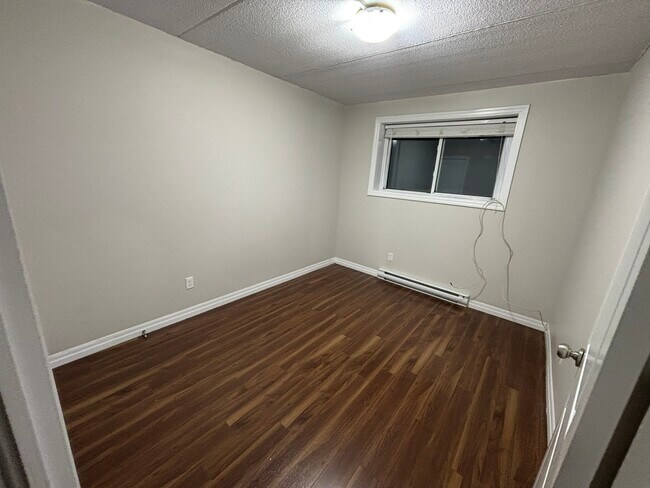 Photo - 251 Erb St. W Unité #16