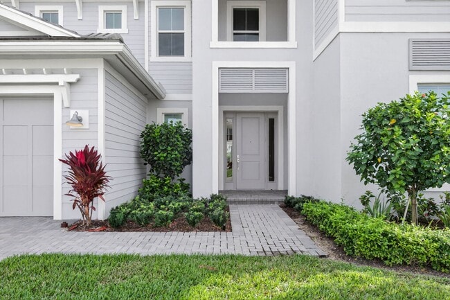 Photo - 9249 Crestview Cir