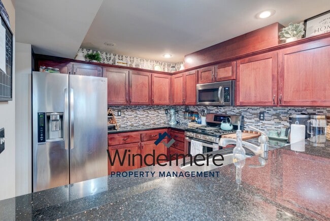 Photo - 3 Bed 2.5 Bath Townhome