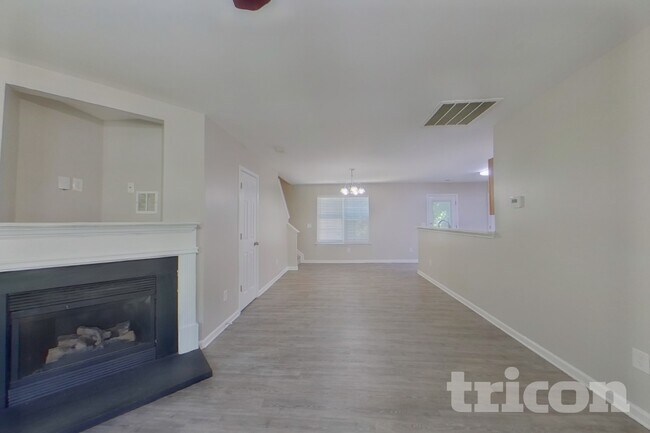 Photo - 15714 Southern Garden Ln
