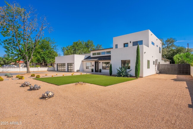 Photo - 4421 E Earll Dr