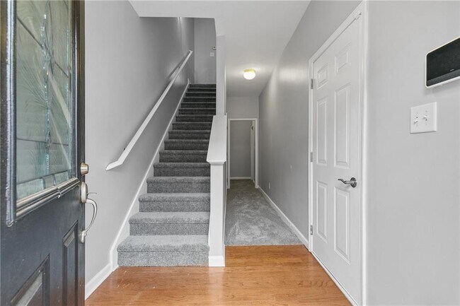 Photo - 3044 Lauren Parc Rd