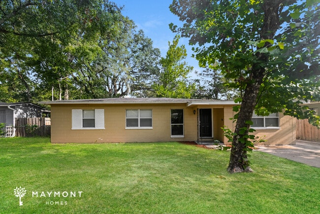 Building Photo - 6157 Cedar Hills Blvd Rental