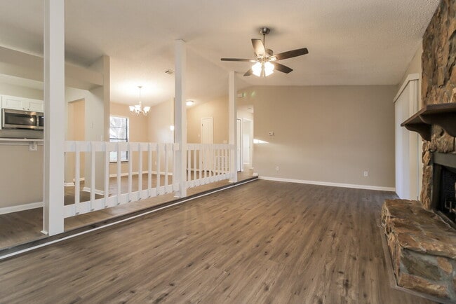 Photo - 4453 Tomlinson Cir