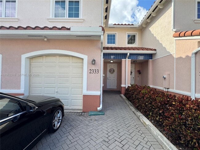 Building Photo - 2333 SE 5th St