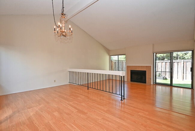 Photo - 200 Powhattan Ct Unit Crow Canyon Heights