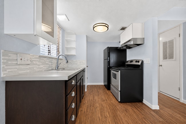 Building Photo - 3425 Willowrun Dr Unit A