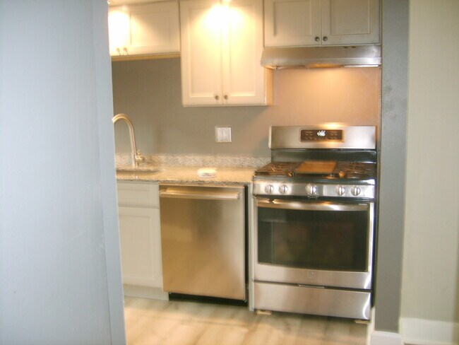 Photo - 110 Bidwell Pkwy Unit 3