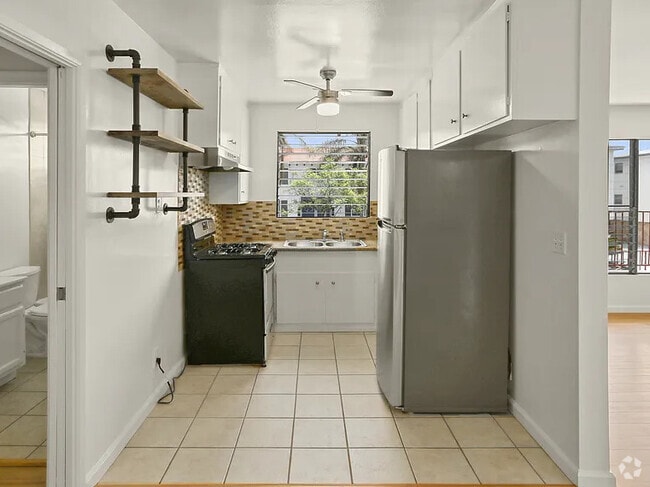 Building Photo - 945 N Curson Ave Rental