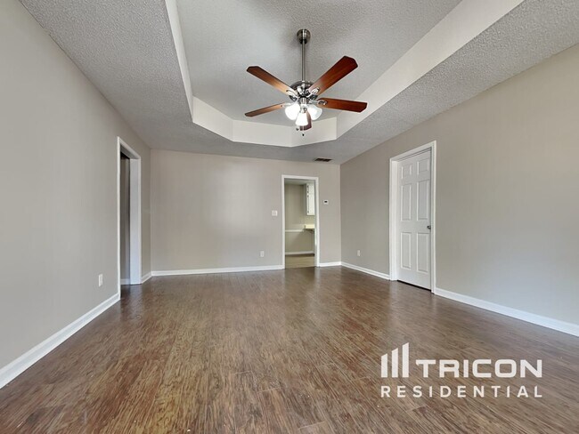 Photo - 65 Holly Creek Dr