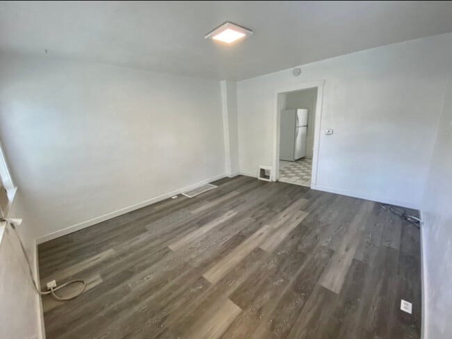 180 Williams Ave S Unidad B - Upper Right Unit