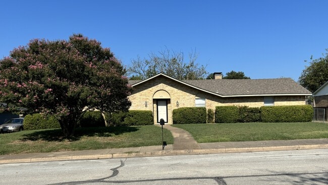 Building Photo - 127 S Crestwood Blvd