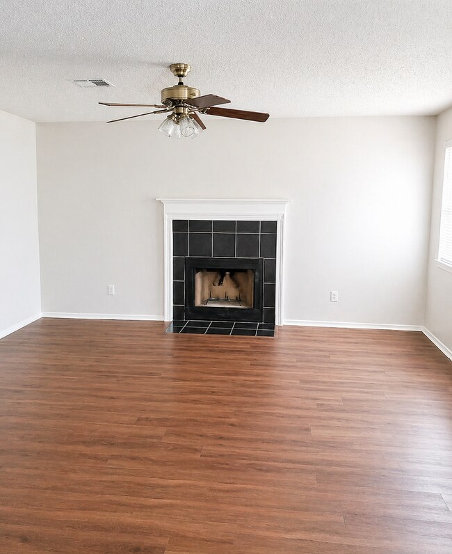 Photo - AVAILABLE MID JUNE; APPLY TODAY ON OUR WEBSITE!!!