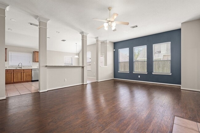 7611 Waterlilly Ln