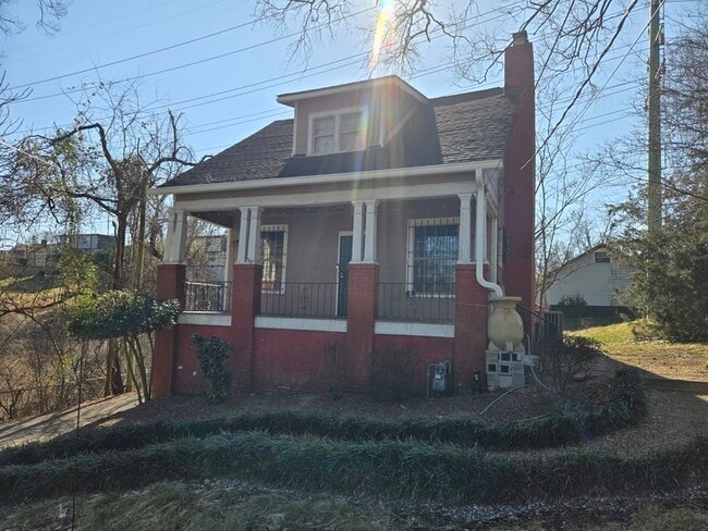 Building Photo - 3126 Rockmeade Dr