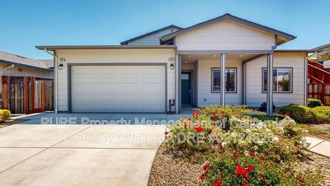 Building Photo - 1340 Miller Dr Rental