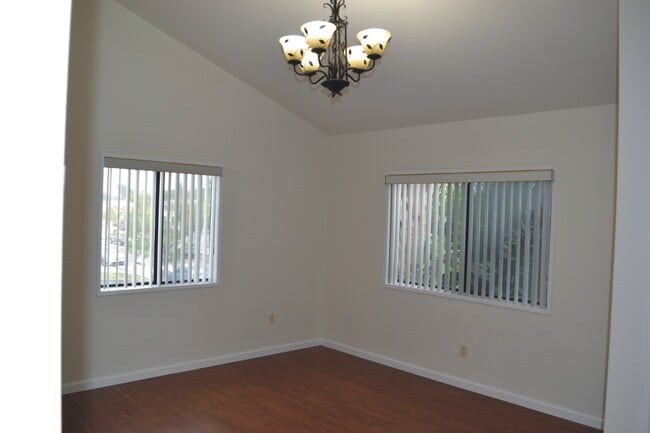 Photo - 6407 Gentry Ave