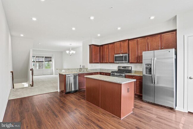 Photo - 2923 Glendale Ave