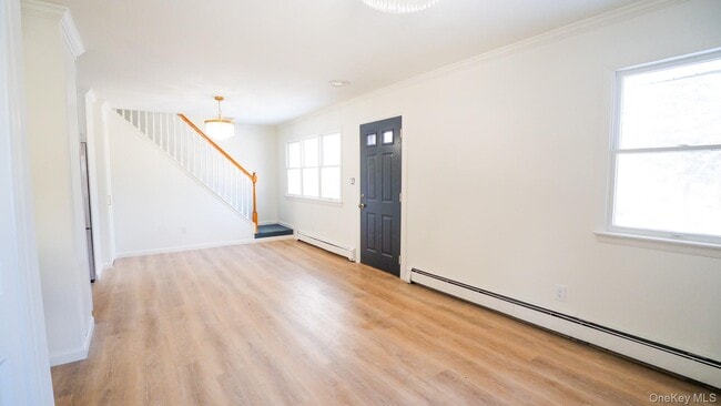 Photo - 5 Pearsall Pl