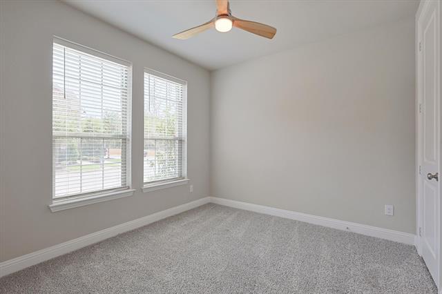 Photo - 2464 Merriweather Ln