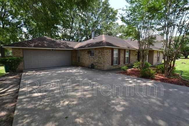 Photo - 2214 Alice St