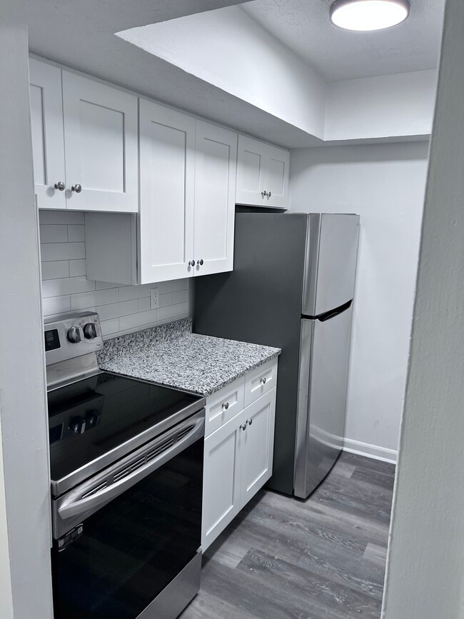 Building Photo - 1724 Wesley Way NW Unit B Rental