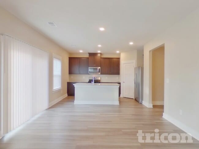 Photo - 202 Garrison Grove Dr