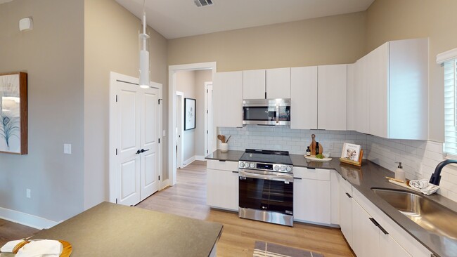 The Everstead at Madison - Kitchen