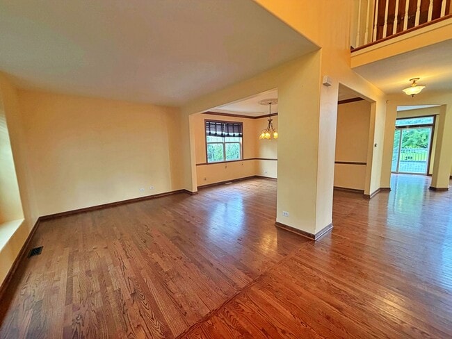 Photo - 2050 Rockland Dr