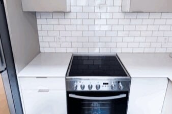 Building Photo - 2070 Chomedey