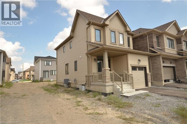 Photo - 10 Heritage Wy