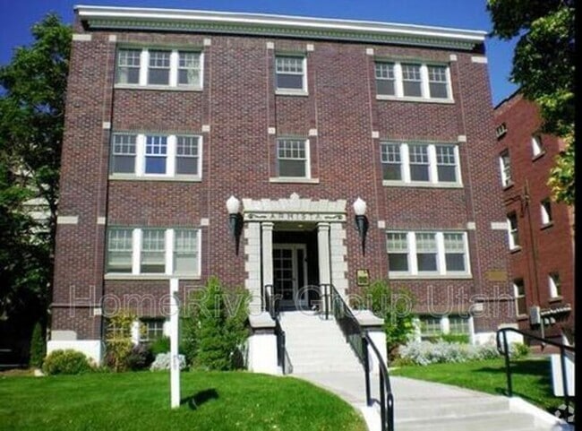 Building Photo - 555 E 100 S Rental