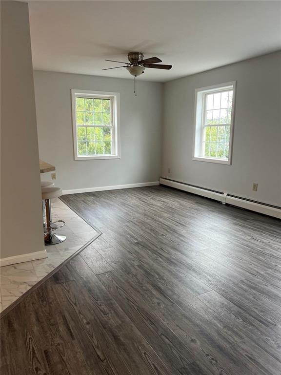 Building Photo - 51 Walnut St Unit 2