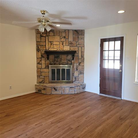 615 Arleta Ln