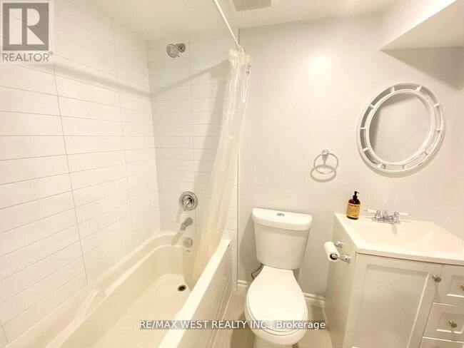 Photo - 20 Britannia Ave