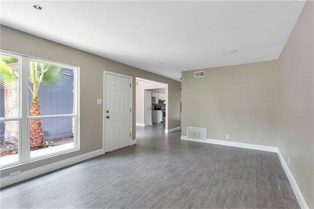 Photo - 2706 Mulford Cove