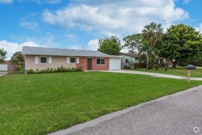 Building Photo - 4317 Applecrest Dr Rental