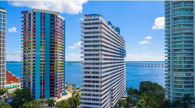 Building Photo - 1627 Brickell Ave Unit 1204