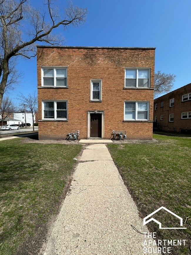 Building Photo - 8957 Lamon Ave Unit 2N Rental