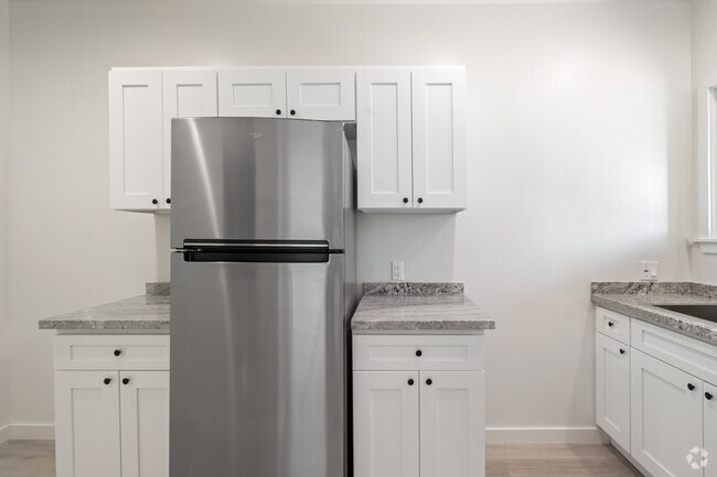 Kitchen - Studio - 500SF