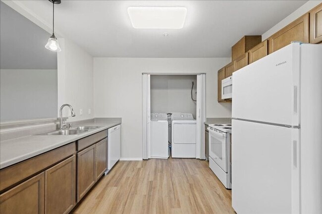 Photo - 6405H Chapel Hill Blvd Unit H202