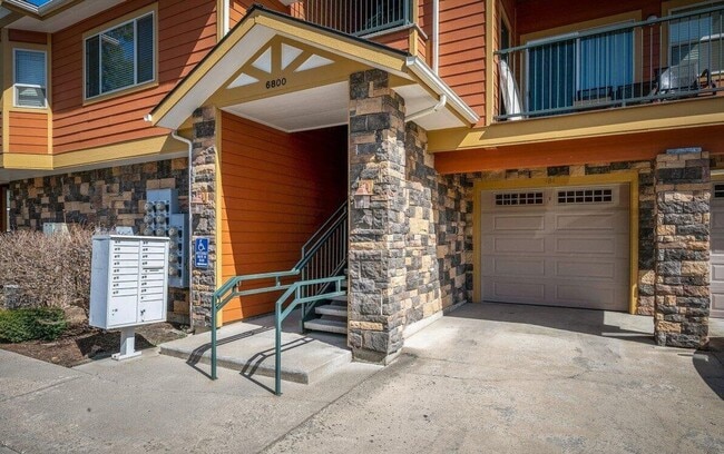 Building Photo - 6800 N Spurwing Loop Unit 104