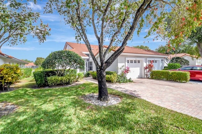 Photo - 7713 Springwater Pl