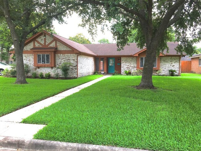 Photo - 9307 Val Verde St House