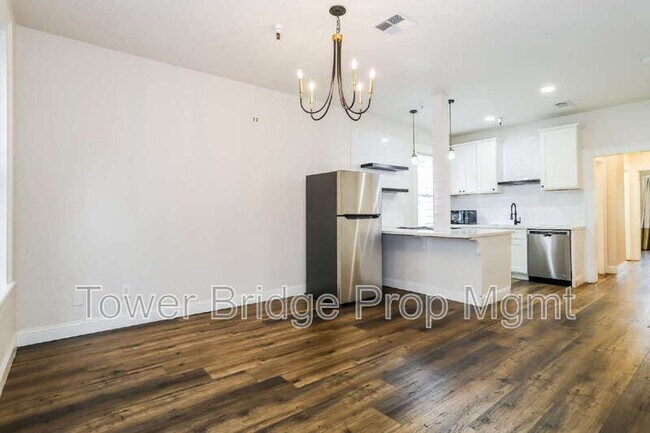 Photo - 1106 G St Unit 5