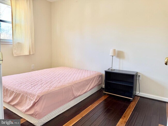 Photo - 13612 Lindendale Rd